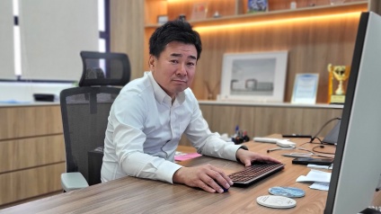 Ready for the future: a new office for JRC | Alphatron Marine in Singapore